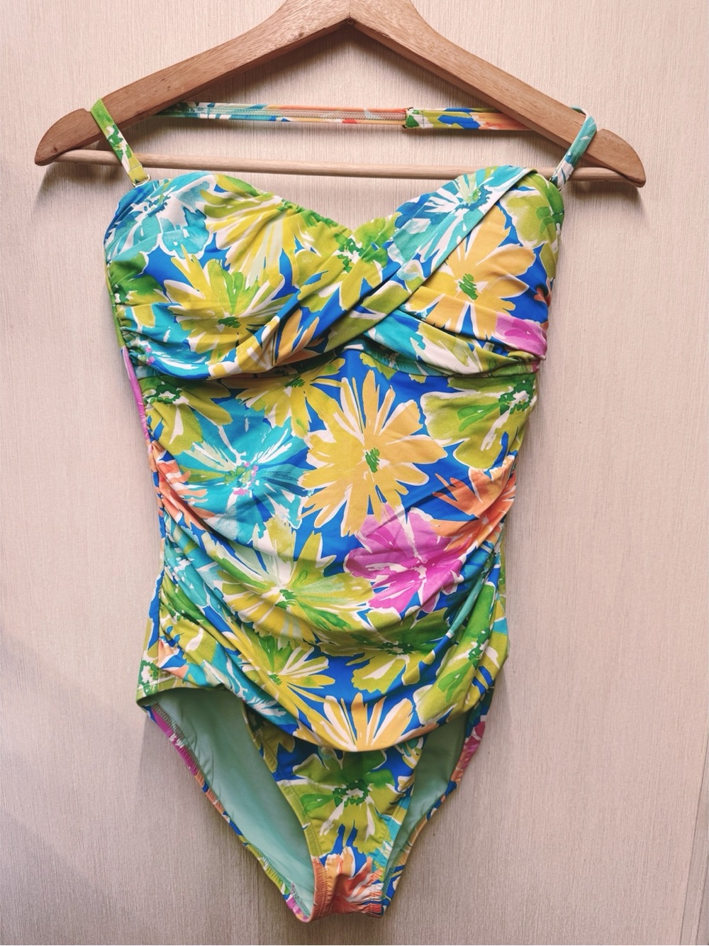 NWT Bleu Rod Beattie Tropical Floral Ruched One Piece Swimsuit, Size 10 - Picture 3 of 11